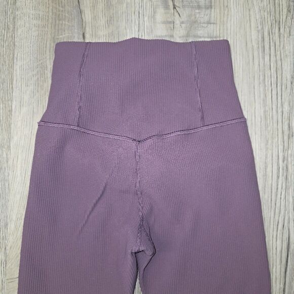 Athleta High-Rise Compression Elation Rib Tight in Lavender Size XS - Picture 4 of 8